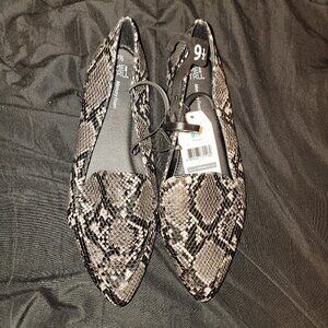 Time and Tru Snake Animal Print Feather Flats size 9 1/2 Black Dark Gray Pointy